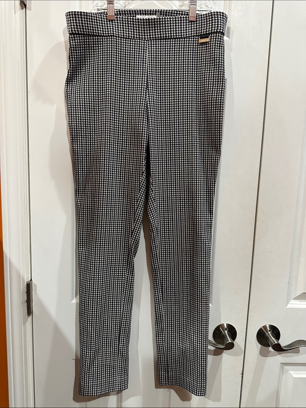 NWOT Calvin Klein Black and White Houndstooth Ponte Pants size M